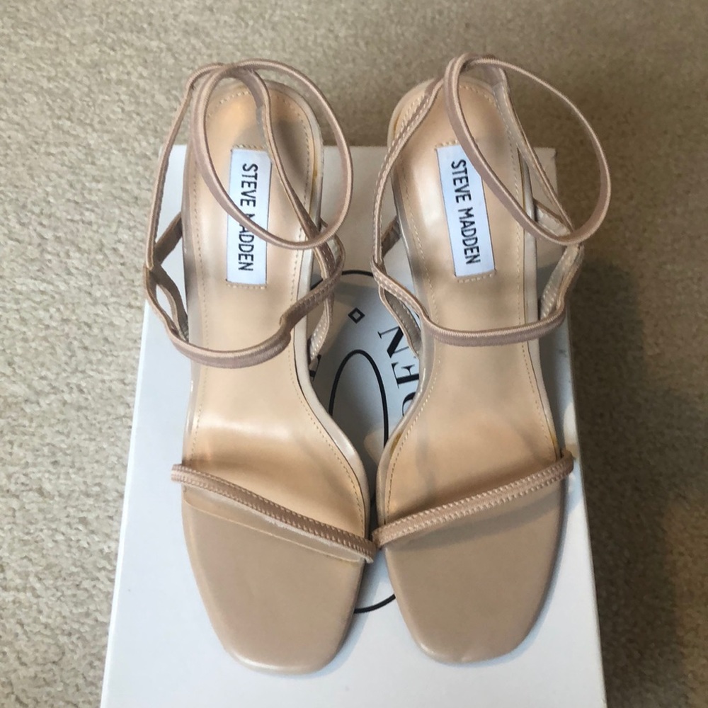 Steve Madden ‘NECTUR’ nude heel